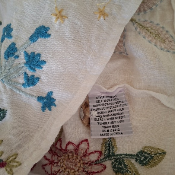 Johnny Was Martine Wander White Linen Top Boho Embroidered Women's size Large - Picture 10 of 12